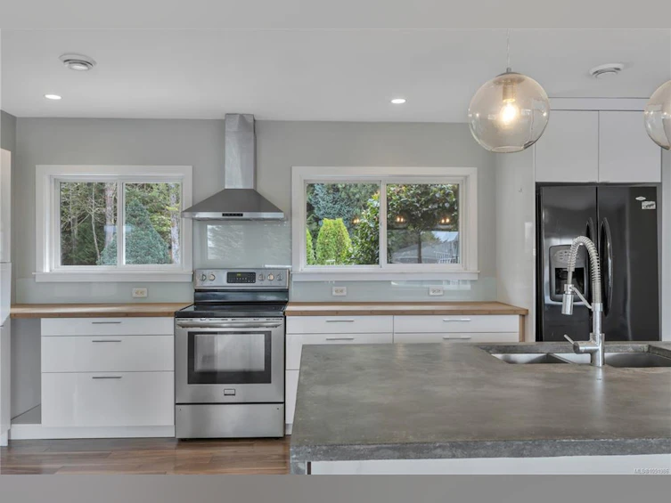 5620 Hammond Bay Road, Nanaimo, BC, V9T 5N2 - 25