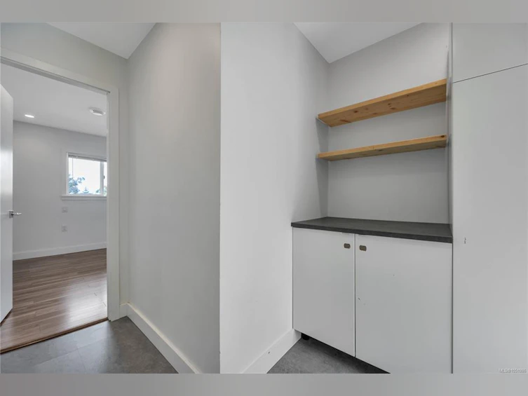 5620 Hammond Bay Road, Nanaimo, BC, V9T 5N2 - 9