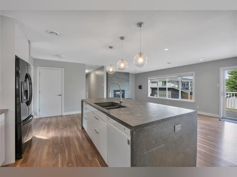 5620 Hammond Bay Road, Nanaimo, BC, V9T 5N2 - 20
