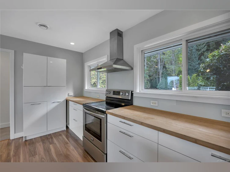 5620 Hammond Bay Road, Nanaimo, BC, V9T 5N2 - 23