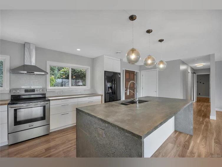 5620 Hammond Bay Road, Nanaimo, BC, V9T 5N2 - 24