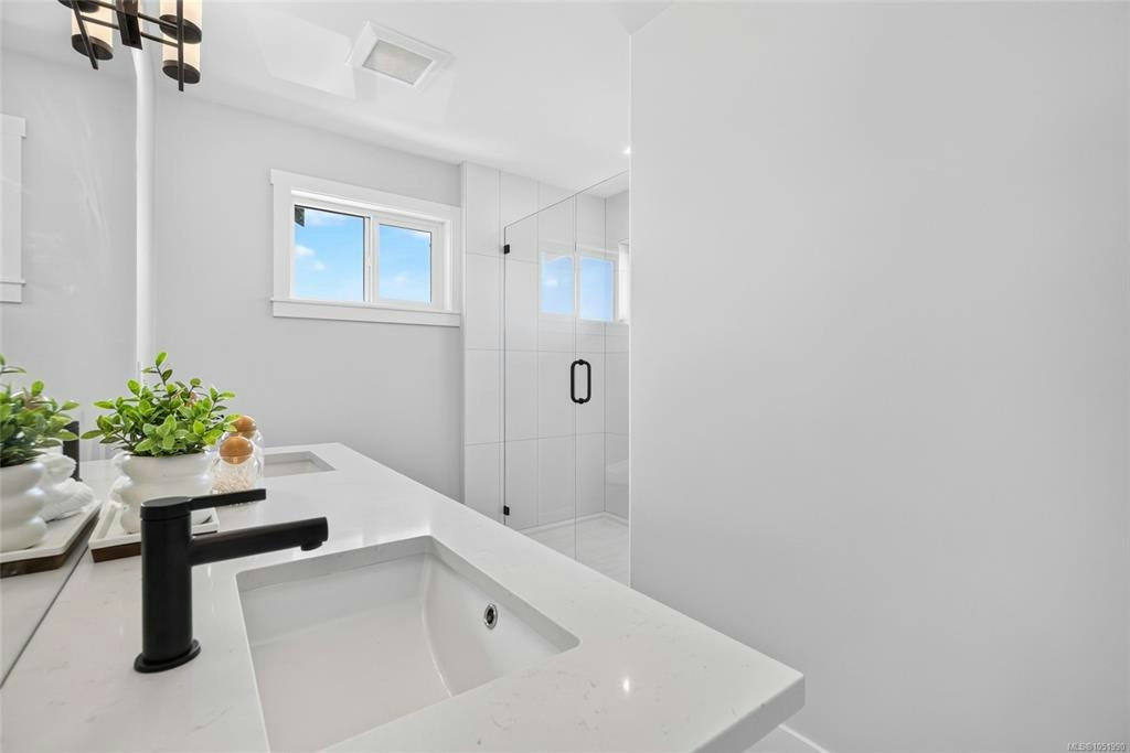 2022A Galerno Road, Campbell River, BC, V9W 0A2 - 38