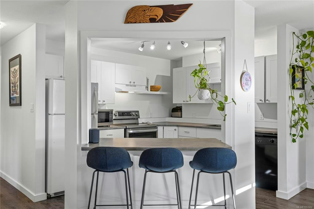 214-3185 Barons Road - 4