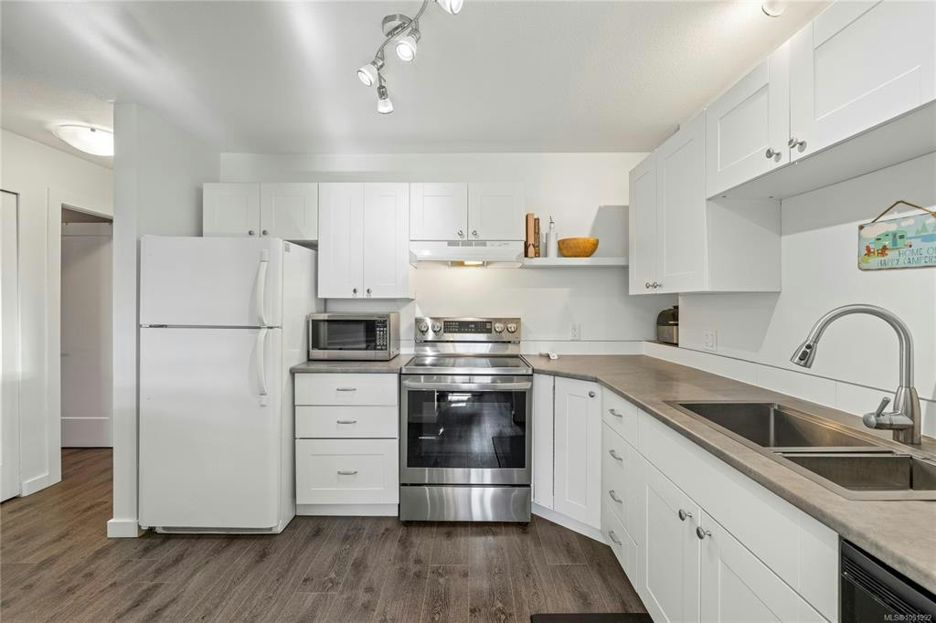 214-3185 Barons Road - 5