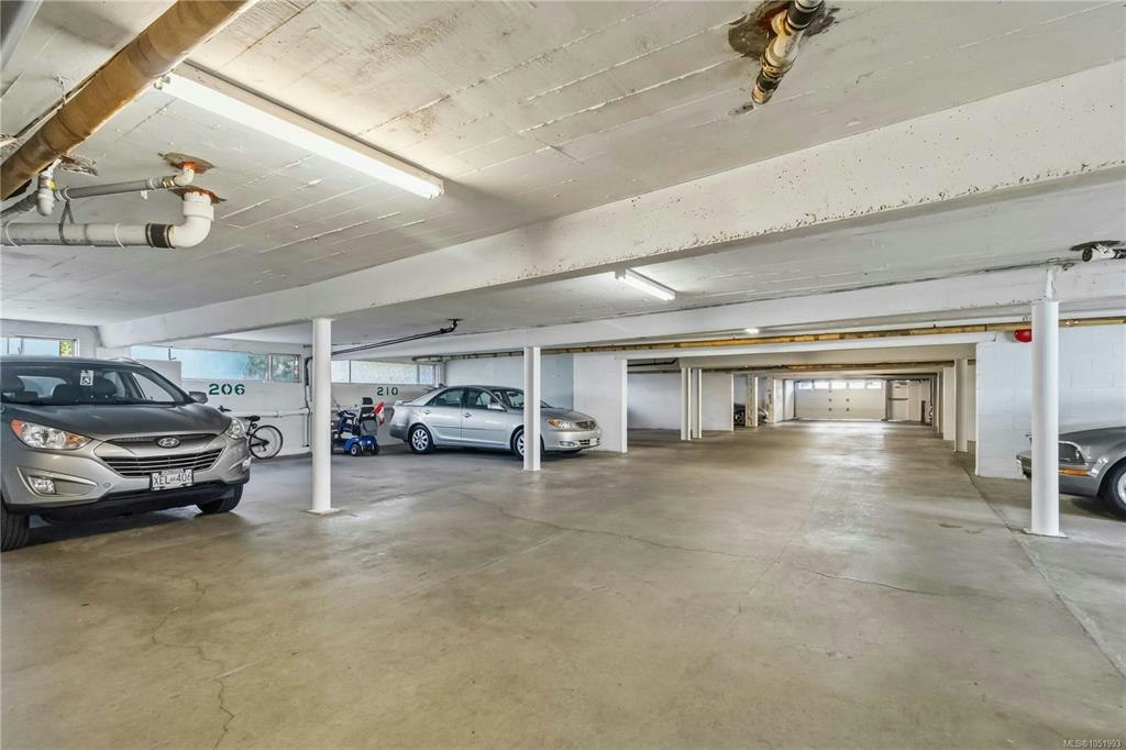 207-9560 Fifth Street, Sidney, BC, V8L 2W5 - 23