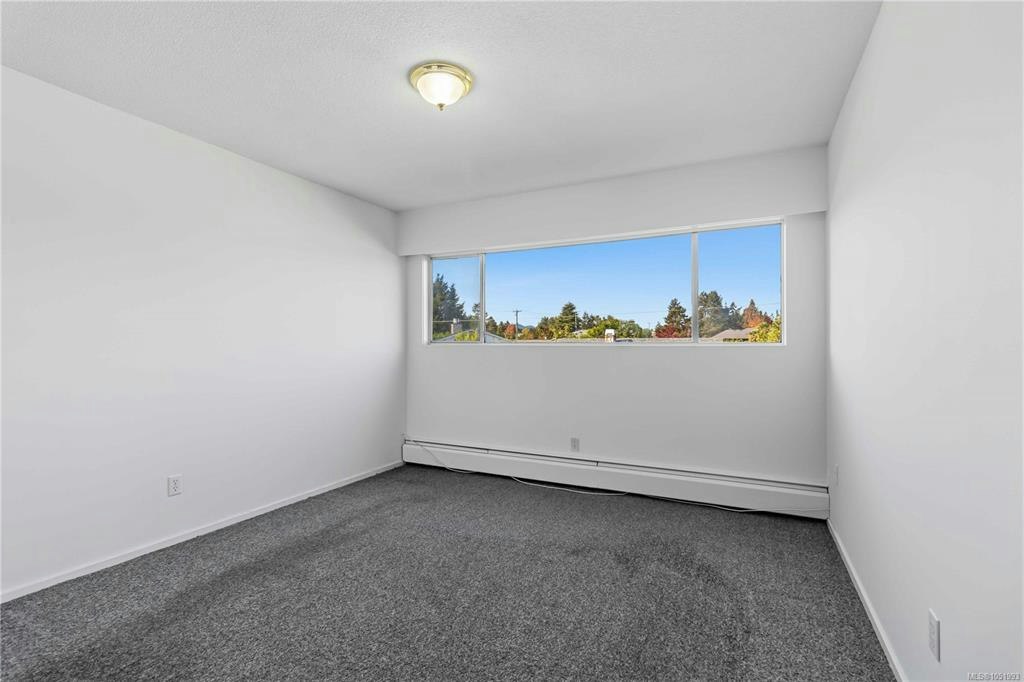 207-9560 Fifth Street, Sidney, BC, V8L 2W5 - 11