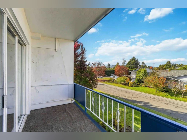 207-9560 Fifth Street, Sidney, BC, V8L 2W5 - 17