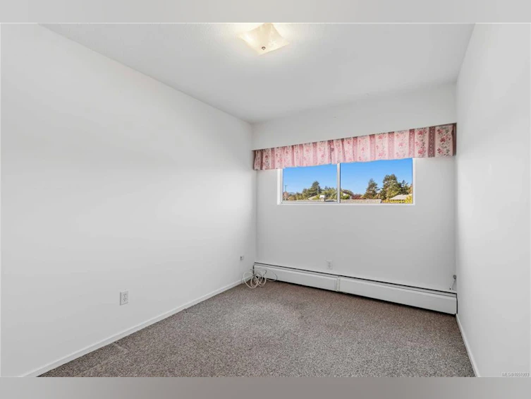 207-9560 Fifth Street, Sidney, BC, V8L 2W5 - 15