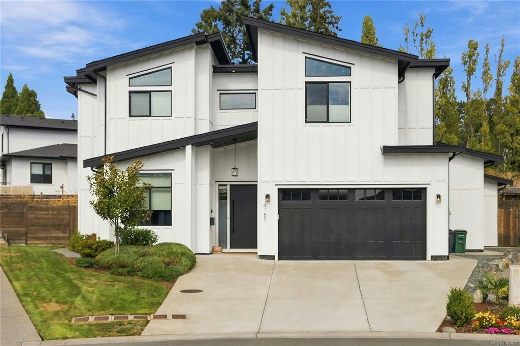 4157 Jagat Place, Saanich, BC, V8X 5H3