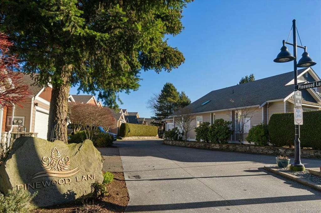 6347 Pinewood Lane, Nanaimo, BC, V9V 1A4