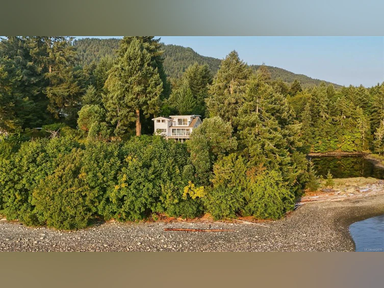 312 Roland Road, Ladysmith, BC, V9G 1X8 - 3