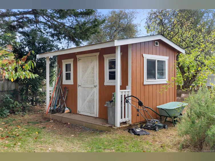 2825 Rockwell Avenue, Saanich, BC, V9A 2M8 - 33