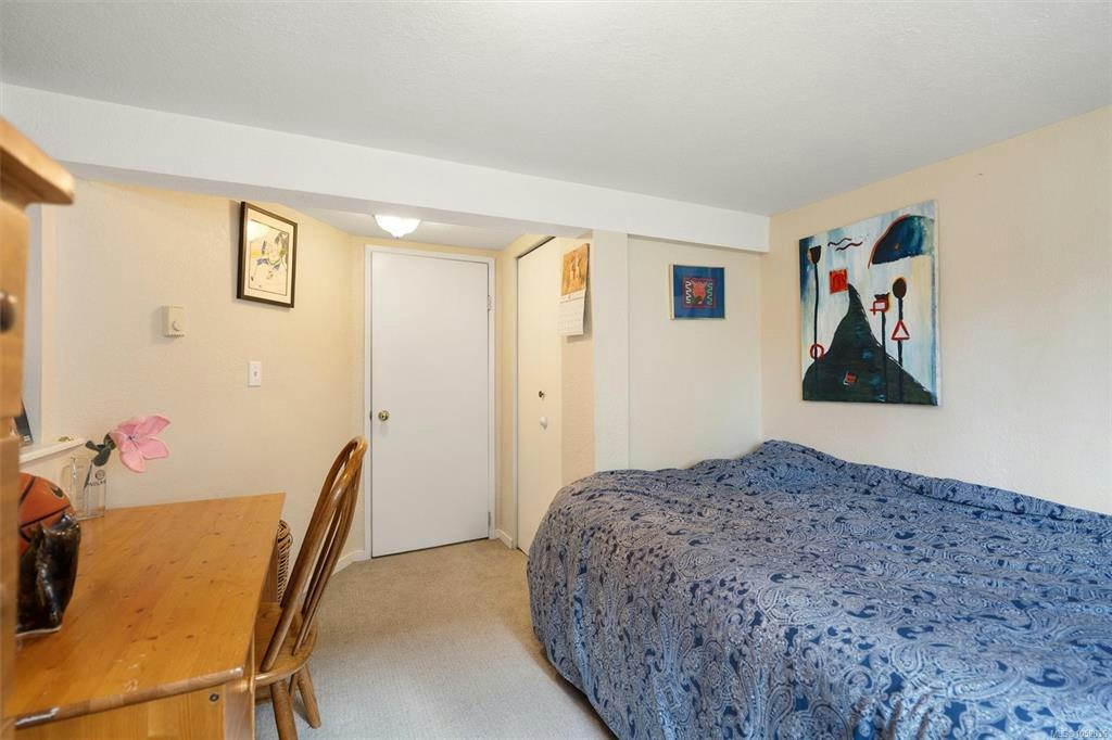2825 Rockwell Avenue, Saanich, BC, V9A 2M8 - 23