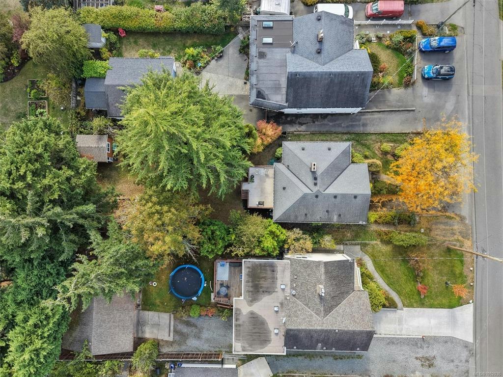 2825 Rockwell Avenue, Saanich, BC, V9A 2M8 - 36