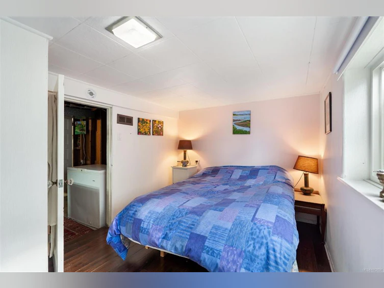 2825 Rockwell Avenue, Saanich, BC, V9A 2M8 - 26