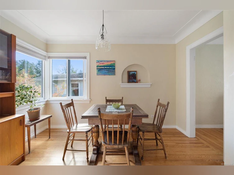 2825 Rockwell Avenue, Saanich, BC, V9A 2M8 - 6