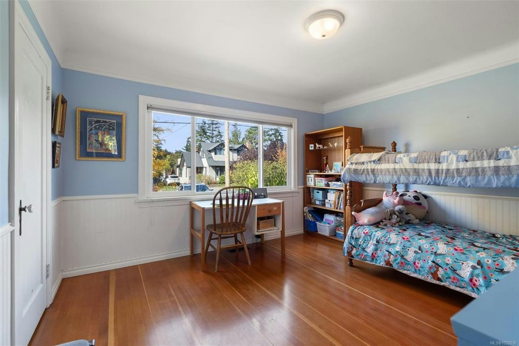 2825 Rockwell Avenue, Saanich, BC, V9A 2M8 - 11