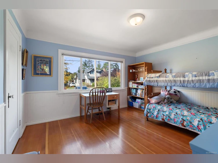 2825 Rockwell Avenue, Saanich, BC, V9A 2M8 - 11