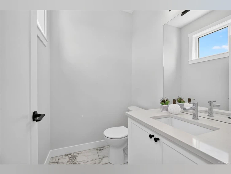 2016A Galerno Road, Campbell River, BC, V9W 0A2 - 21