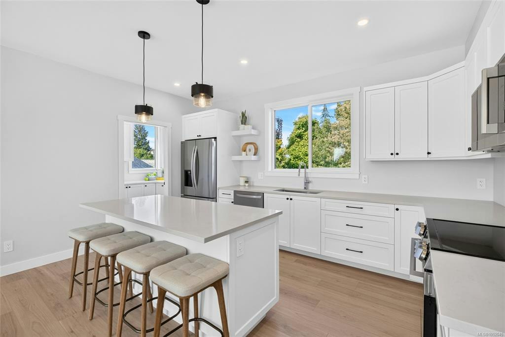 2016A Galerno Road, Campbell River, BC, V9W 0A2 - 6