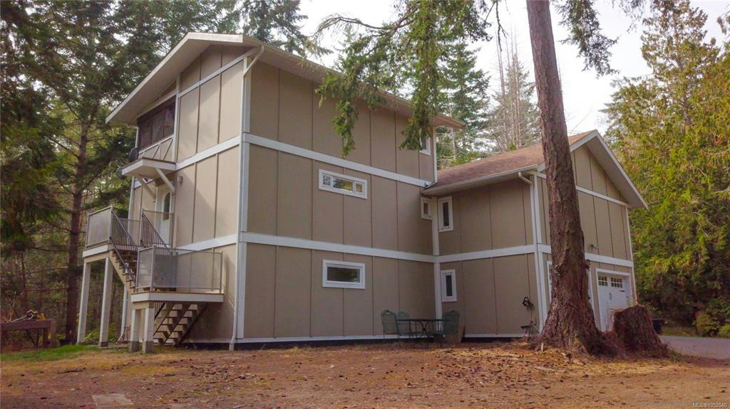 9891 Spalding Road, Pender Island, BC, V0N 2M3