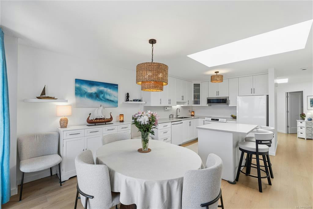 228-330 Dogwood Street, Parksville, BC, V9P 1P7 - 4