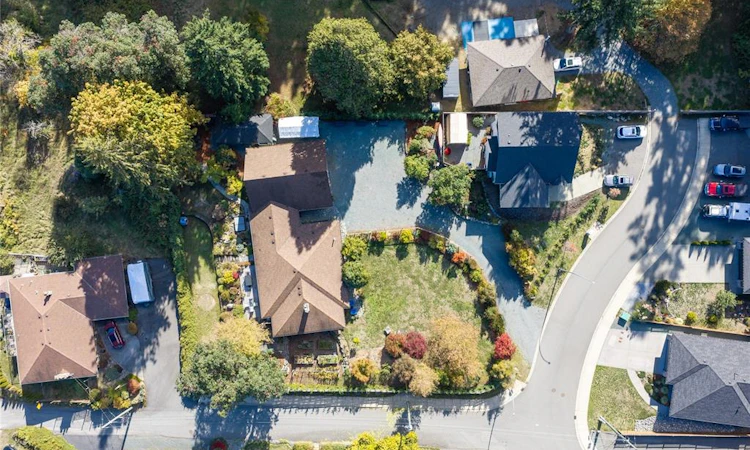 1002 Mcmillan Road