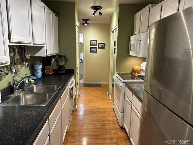 110-18 King George Street, Lake Cowichan, BC, V0R 2G0 - 2
