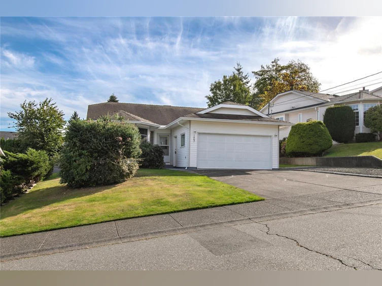 1667 Meadowbrook Drive, Campbell River, BC, V9W 7E7
