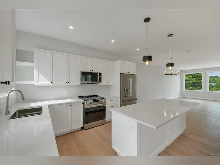 303B Hilchey Road, Campbell River, BC, V9W 0A2 - 7