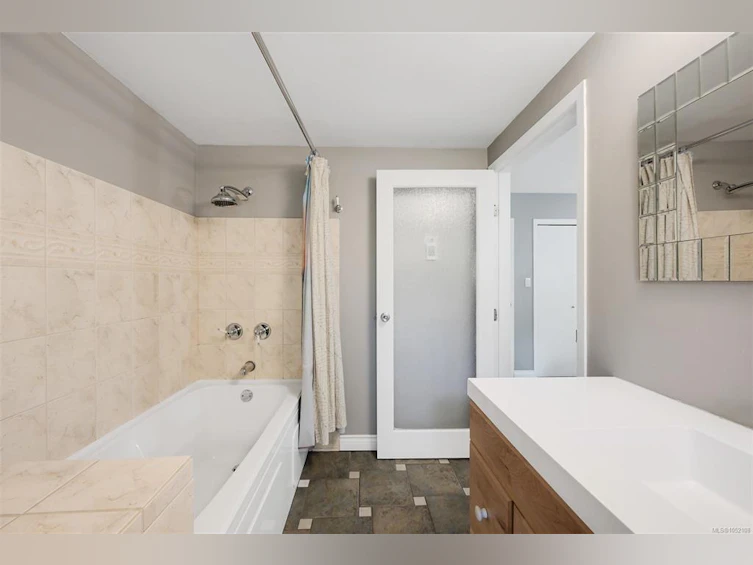 8508 Emard Terrace, North Saanich, BC, V8L 1K3 - 28
