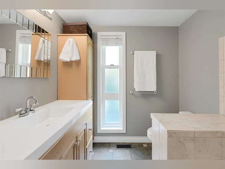 8508 Emard Terrace, North Saanich, BC, V8L 1K3 - 27