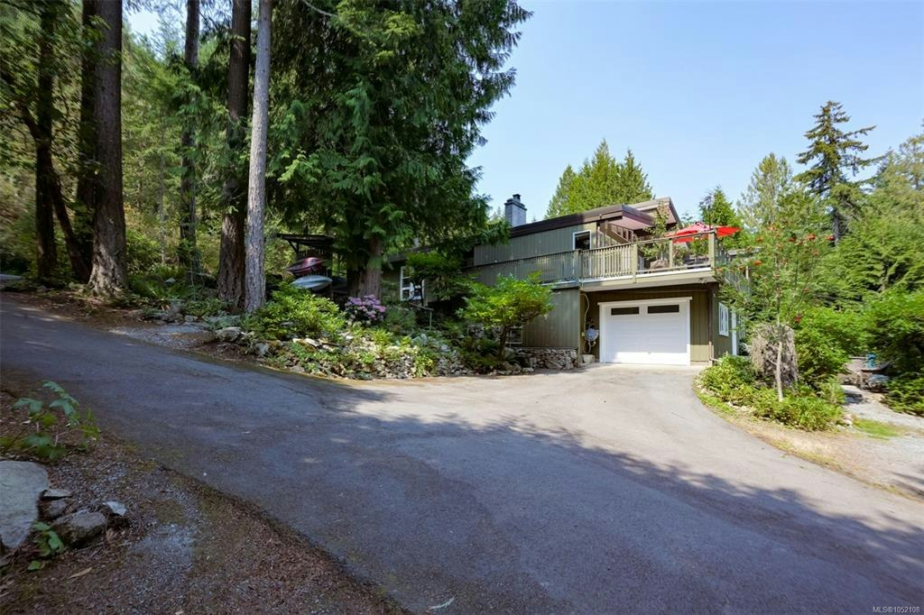 8508 Emard Terrace, North Saanich, BC, V8L 1K3