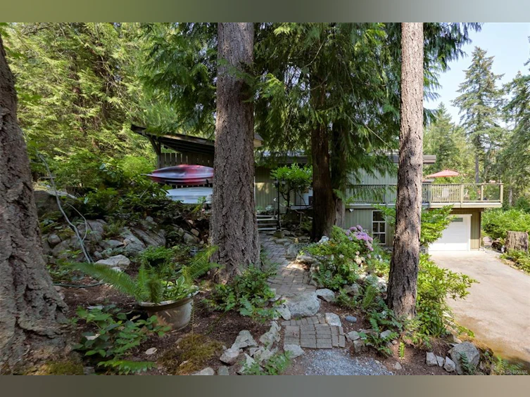 8508 Emard Terrace, North Saanich, BC, V8L 1K3 - 3