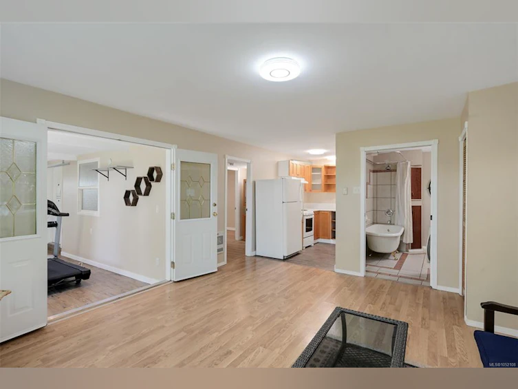 8508 Emard Terrace, North Saanich, BC, V8L 1K3 - 40