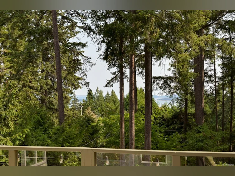 8508 Emard Terrace, North Saanich, BC, V8L 1K3 - 18