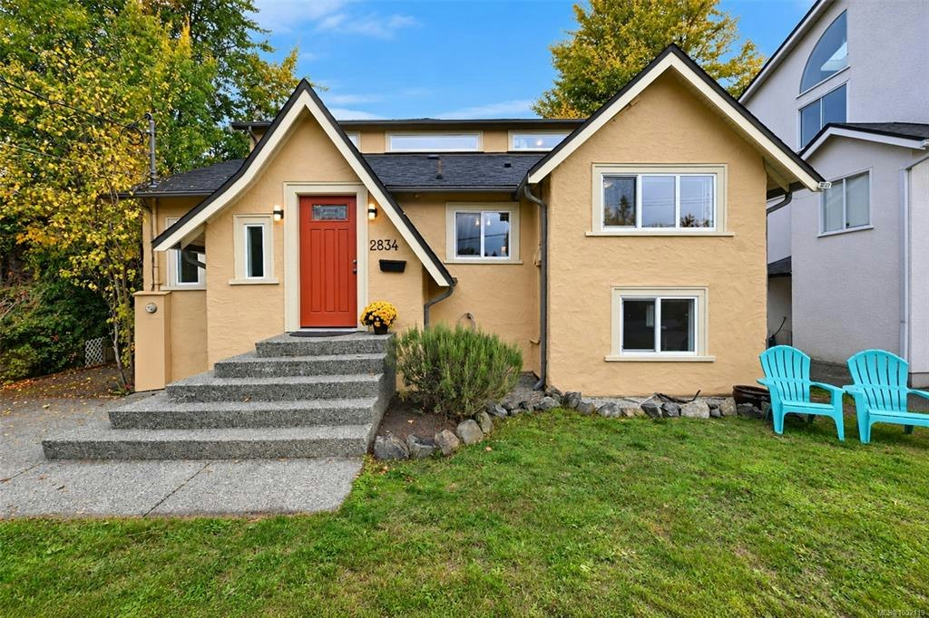 2834 Wyndeatt Avenue, Saanich, BC, V9A 2L8