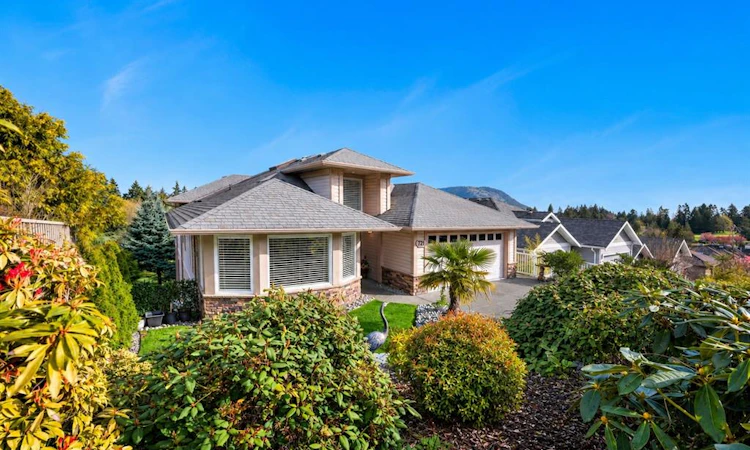 721 Country Club Drive