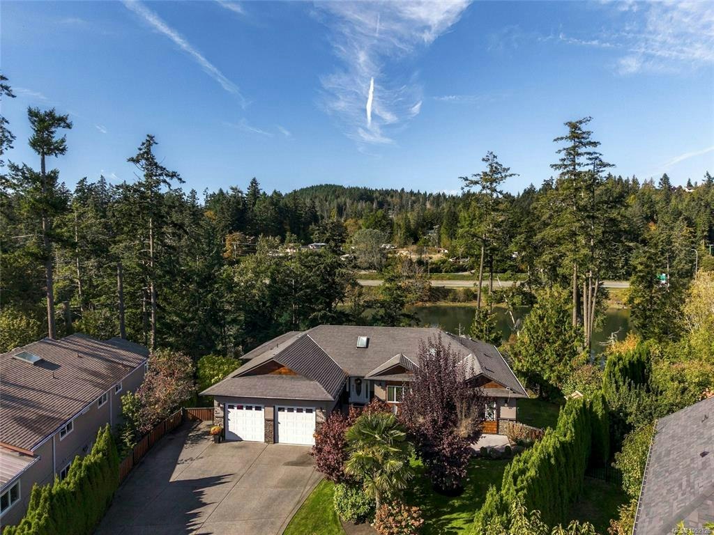 10965 Marti Lane, North Saanich, BC, V8L 6B3