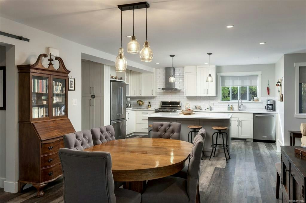 10965 Marti Lane, North Saanich, BC, V8L 6B3 - 27