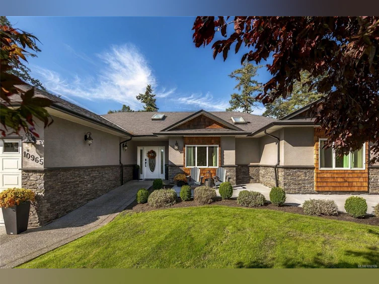 10965 Marti Lane, North Saanich, BC, V8L 6B3 - 42