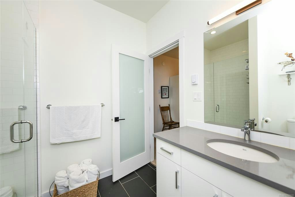 C-221 Glacier View Drive, Comox, BC, V9M 1G6 - 27