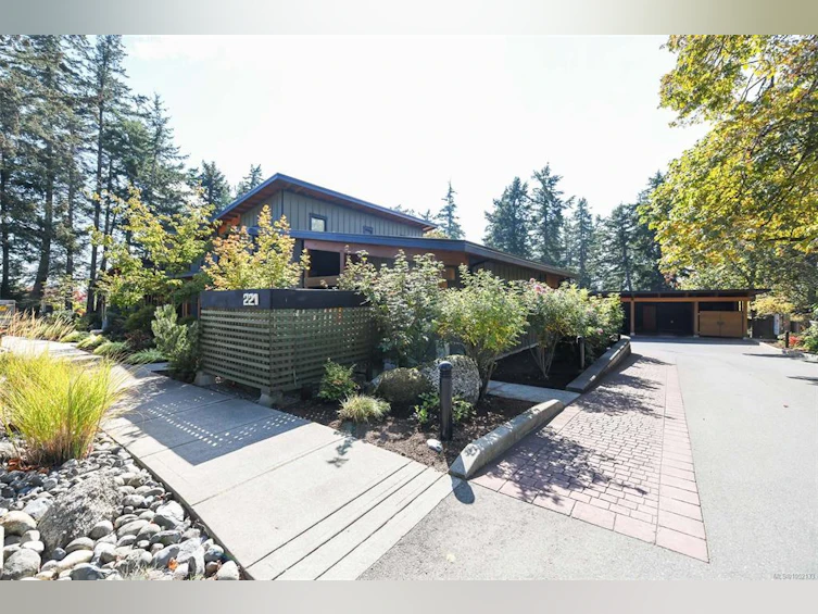 C-221 Glacier View Drive, Comox, BC, V9M 1G6 - 45