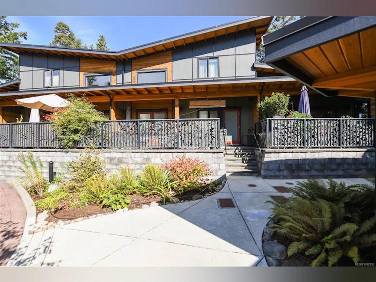 C-221 Glacier View Drive, Comox, BC, V9M 1G6 - 43