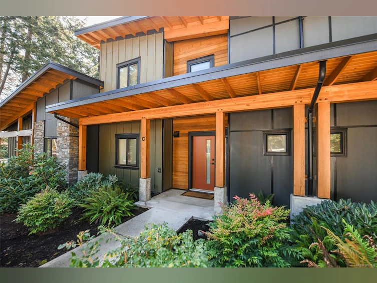 C-221 Glacier View Drive, Comox, BC, V9M 1G6 - 2