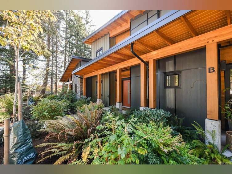 C-221 Glacier View Drive, Comox, BC, V9M 1G6 - 48