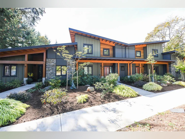 C-221 Glacier View Drive, Comox, BC, V9M 1G6