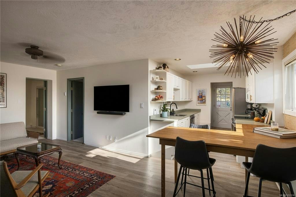 10814 Beach Road, North Saanich, BC, V8L 5H6 - 32