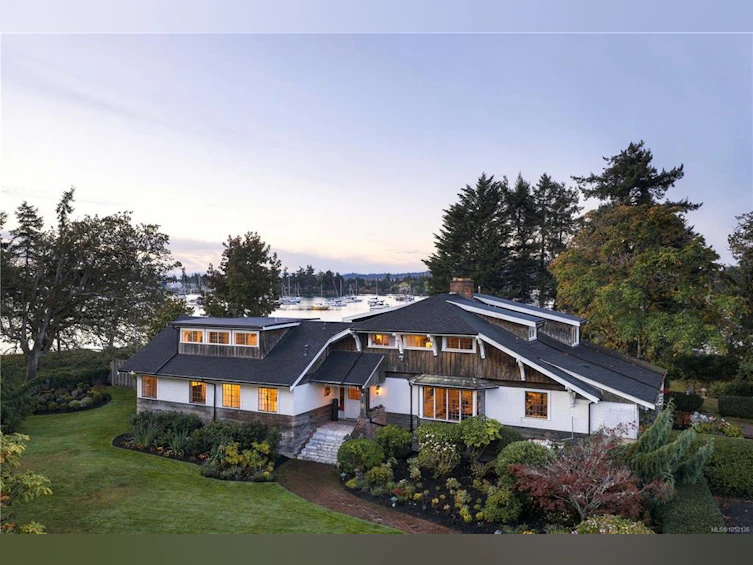 10814 Beach Road, North Saanich, BC, V8L 5H6 - 43