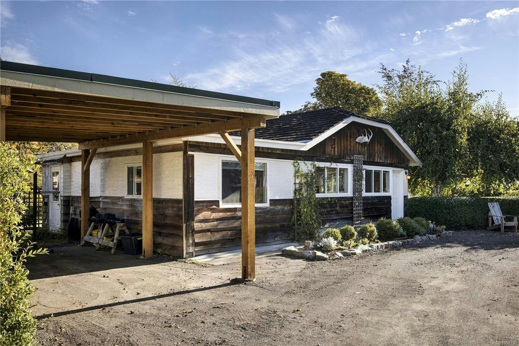 10814 Beach Road, North Saanich, BC, V8L 5H6 - 31